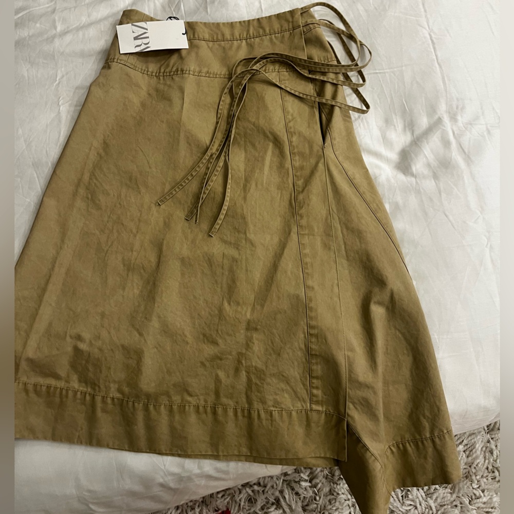 Zara, never worn, new with tags